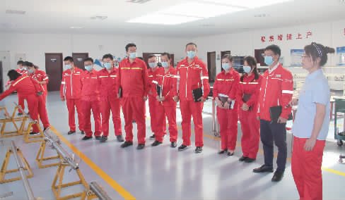 大港油田测试公司与第五采油厂成立“4N”党建联盟参观测试公司仪器研发基地